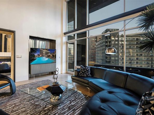 2011  Cedar Springs Road  606, Dallas Texas 75201