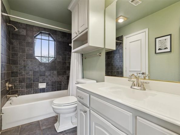 1601  Eagle Ridge Drive , Corinth Texas 76210