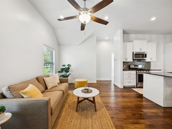3804  Eaton Drive , Dallas Texas 75220