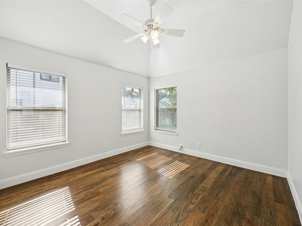 3804  Eaton Drive , Dallas Texas 75220
