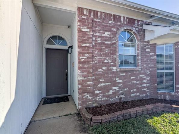 6702  Valley Branch Drive , Arlington Texas 76001