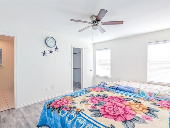 6702  Valley Branch Drive , Arlington Texas 76001