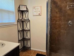 1312 W Park Row Drive , Arlington Texas 76013