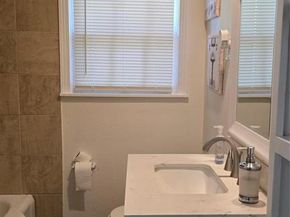 1312 W Park Row Drive , Arlington Texas 76013