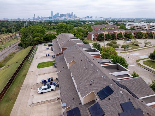 349  Tonga Street , Dallas Texas 75203