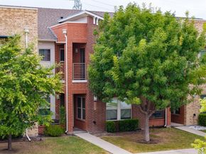 349  Tonga Street , Dallas Texas 75203