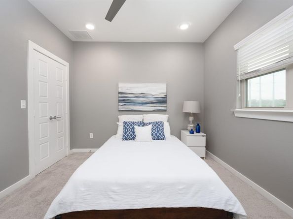 349  Tonga Street , Dallas Texas 75203
