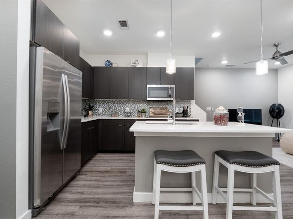 349  Tonga Street , Dallas Texas 75203