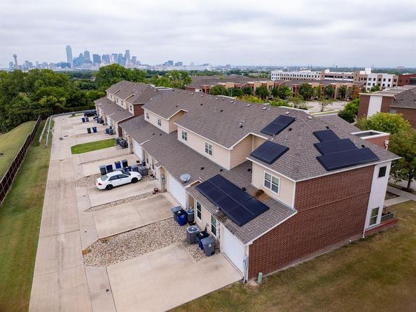 349  Tonga Street , Dallas Texas 75203