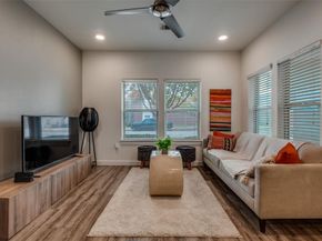 349  Tonga Street , Dallas Texas 75203