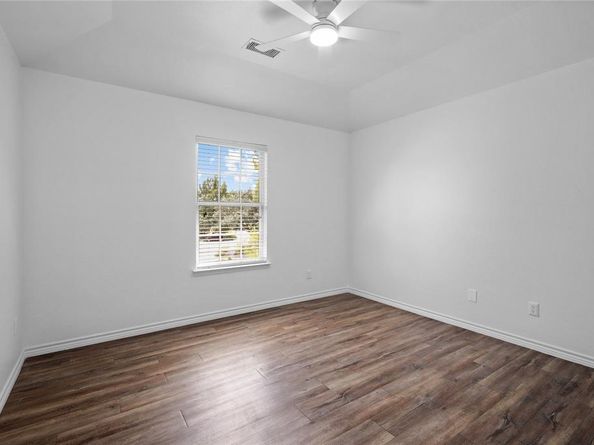 2848  Willow Glen Court , Grand Prairie Texas 75052