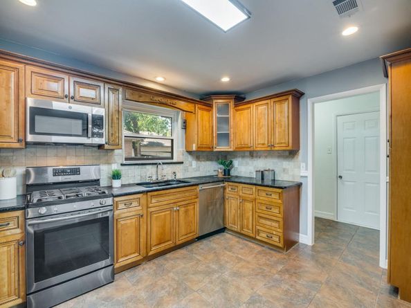 2008  Patricia Lane , Garland Texas 75041