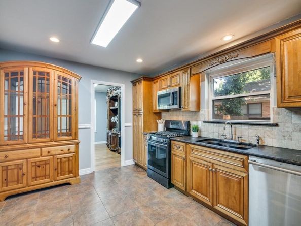 2008  Patricia Lane , Garland Texas 75041