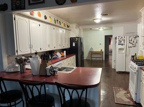 2033  Pleasant  , Dallas Texas 75217