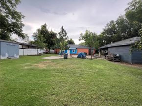 2033  Pleasant  , Dallas Texas 75217