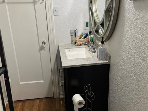 2033  Pleasant  , Dallas Texas 75217