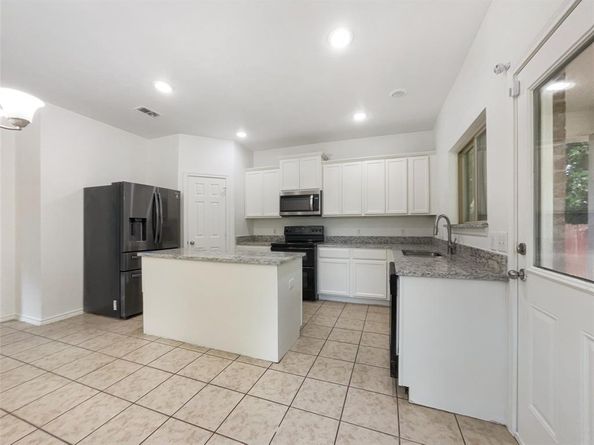 5804  Grenada Court , Fort Worth Texas 76119
