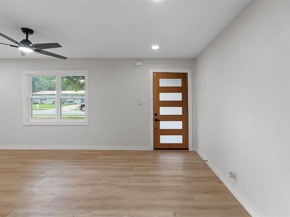 1739  Sharon Street , Arlington Texas 76010