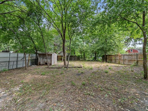 1739  Sharon Street , Arlington Texas 76010