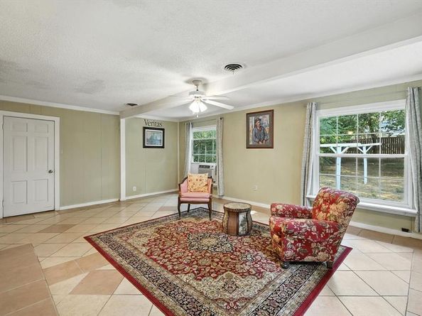 2230  Alamo Place , Denton Texas 76201