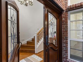 7  Queensview Court , Dallas Texas 75225