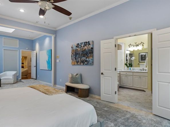 7  Queensview Court , Dallas Texas 75225