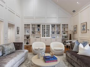 7  Queensview Court , Dallas Texas 75225