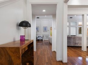 7  Queensview Court , Dallas Texas 75225