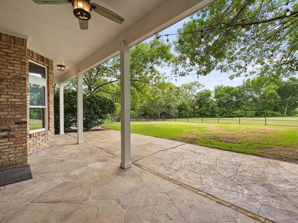 820  Windlake Circle , Heath Texas 75032