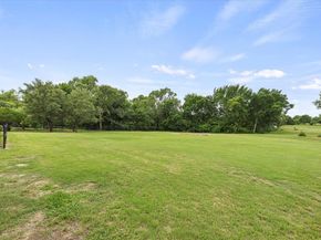 820  Windlake Circle , Heath Texas 75032