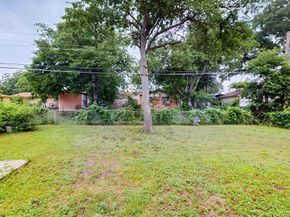3920  Vanette Lane , Dallas Texas 75216