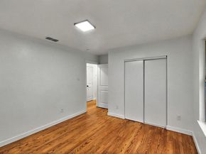 3920  Vanette Lane , Dallas Texas 75216