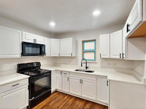 3920  Vanette Lane , Dallas Texas 75216