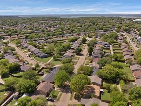 7112  Winterberry Drive , Dallas Texas 75249
