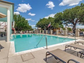 5833  Copperwood Lane  1131, Dallas Texas 75248