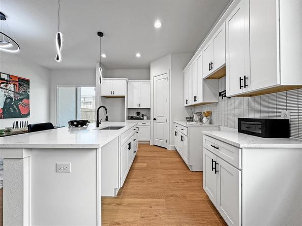 2419  Merlin Street , Dallas Texas 75215