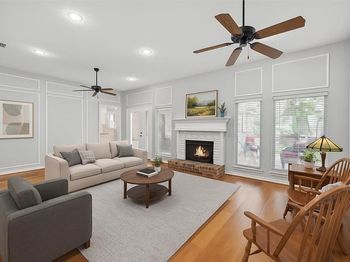 818  Red Oak Drive 