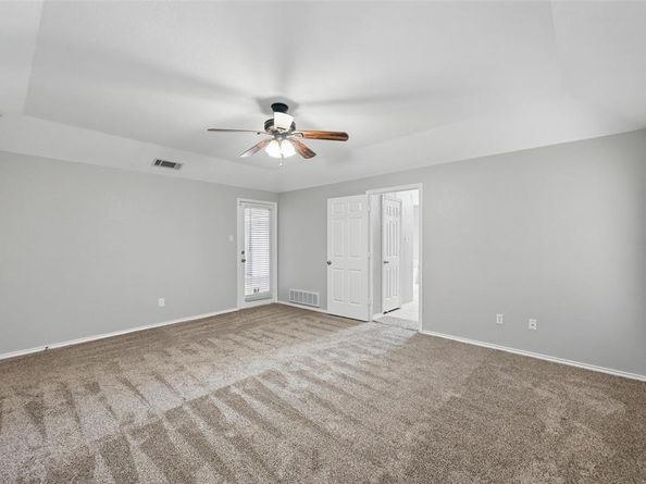 818  Red Oak Drive , Mansfield Texas 76063