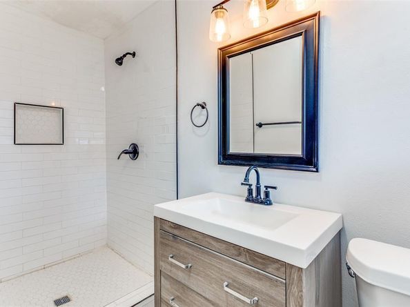 7220  Ellis Road , Fort Worth Texas 76112