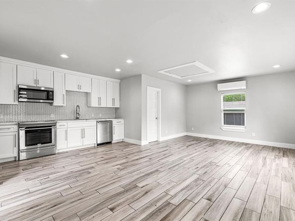 8911  Diceman Drive , Dallas Texas 75218