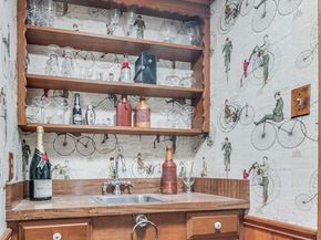 6555  Dartbrook Drive , Dallas Texas 75254