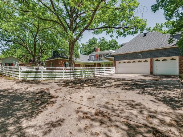 6555  Dartbrook Drive , Dallas Texas 75254