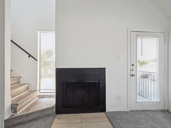 9811  Walnut Street  206, Dallas Texas 75243