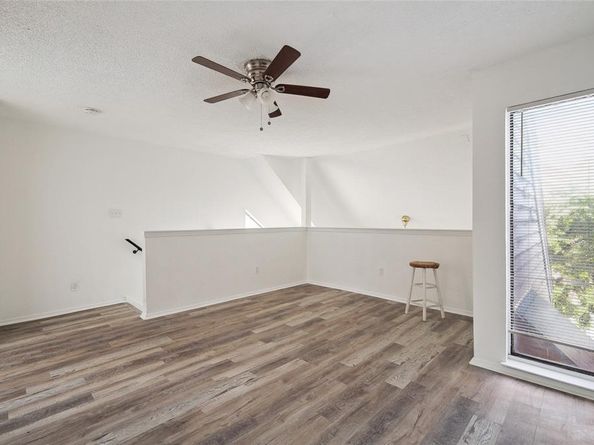 9811  Walnut Street  206, Dallas Texas 75243