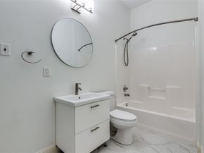 1811 S Ervay Street , Dallas Texas 75215