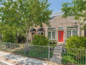 1811 S Ervay Street , Dallas Texas 75215