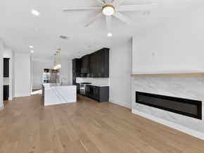 408  Vista Buena Trail , Fort Worth Texas 76111