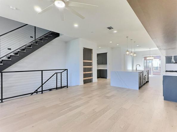 408  Vista Buena Trail , Fort Worth Texas 76111