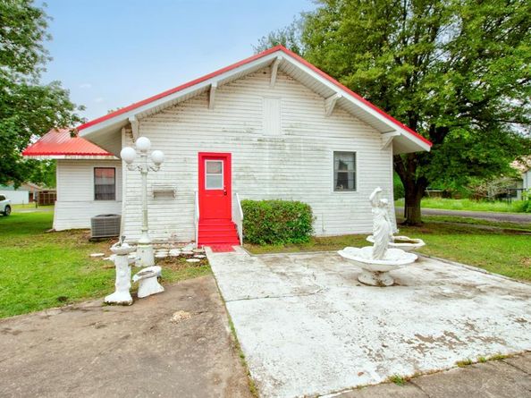101 E Reed Street , Randolph Texas 75475