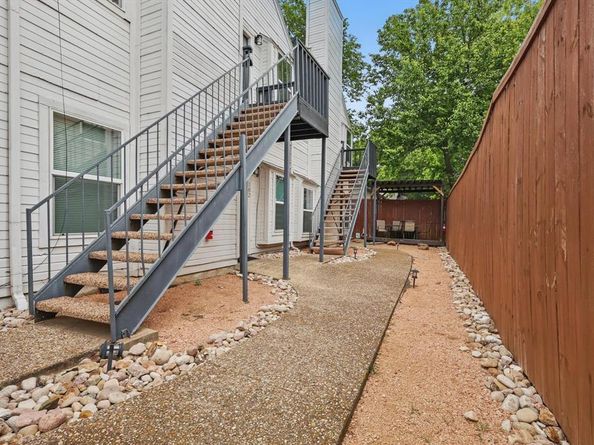 5963  Ross Avenue  202, Dallas Texas 75206